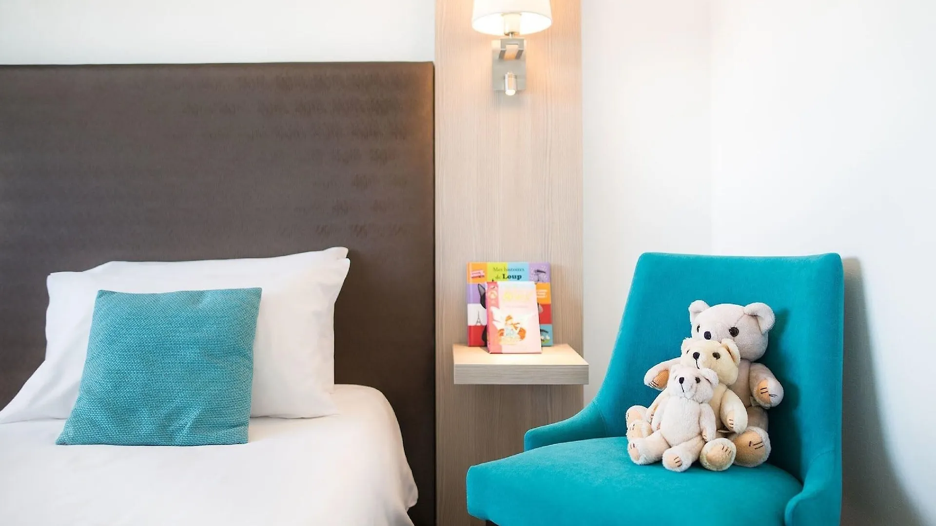 ***  Hotel Lille Europe France